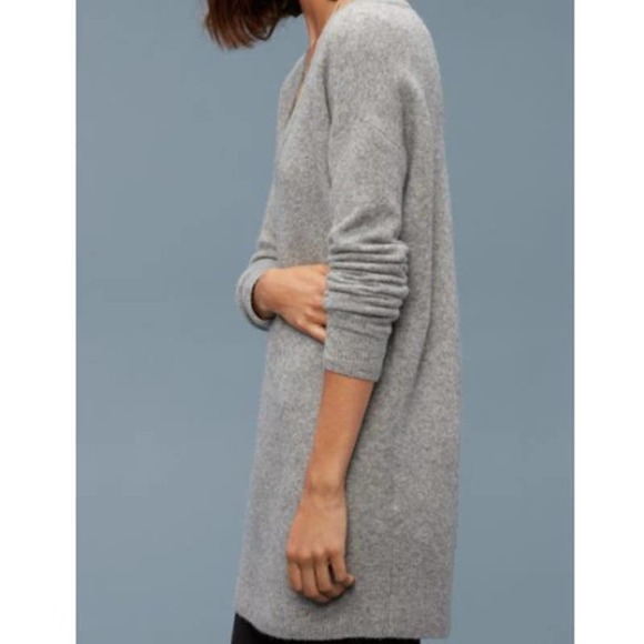 NWT Aritzia Community Dupont Long Sleeve Sweater Dress Heather Medium Gray Small - Picture 3 of 12